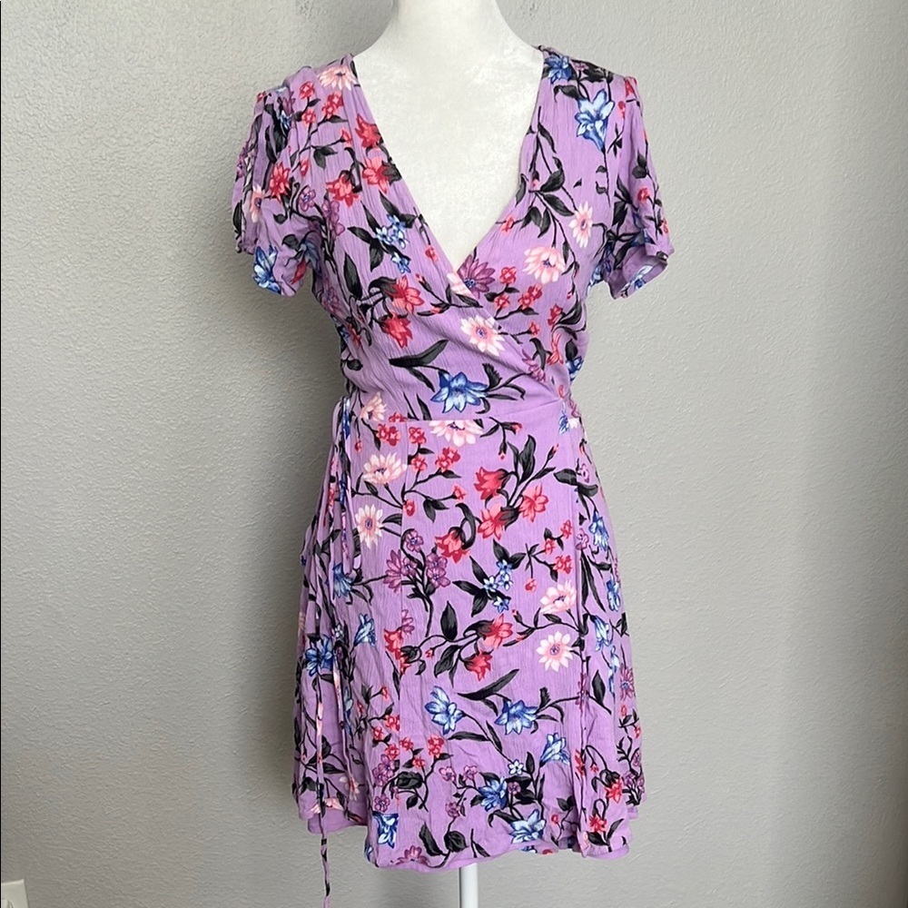 Lulu’s Floral Wrap Mini Dress Purple Size Small